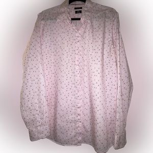 RW & CO men’s button up dress shirt.